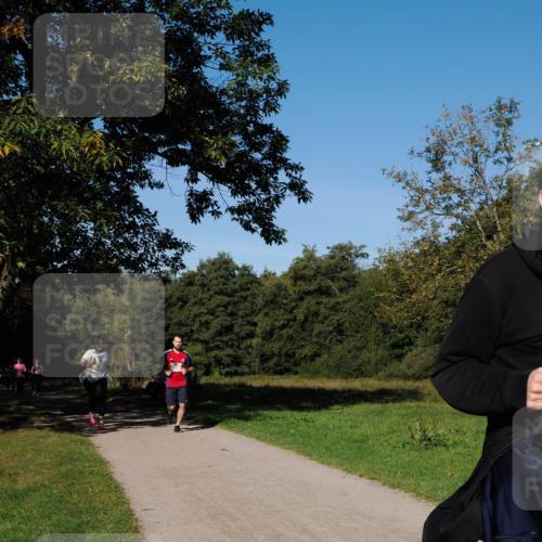 28.09.2025 - 33. Volkslauf durch das schöne Alstertal Fabian Wolf http://msf.ph/oto/8981984 28.09.2025 10:41:06 Laufen  meine-sportfotos.de