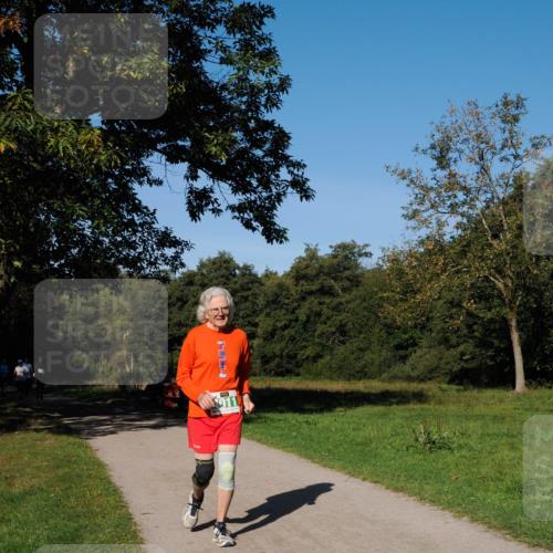 28.09.2025 - 33. Volkslauf durch das schöne Alstertal Fabian Wolf http://msf.ph/oto/8982098 28.09.2025 10:41:47 Laufen 011 meine-sportfotos.de