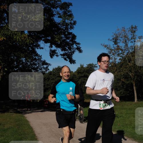 28.09.2025 - 33. Volkslauf durch das schöne Alstertal Fabian Wolf http://msf.ph/oto/8982162 28.09.2025 10:42:06 Laufen 4139 meine-sportfotos.de