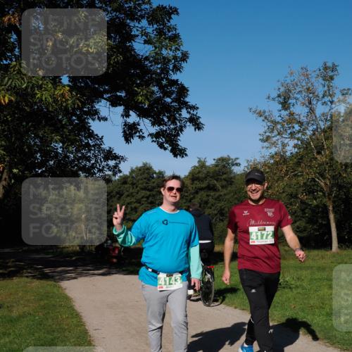 28.09.2025 - 33. Volkslauf durch das schöne Alstertal Fabian Wolf http://msf.ph/oto/8982306 28.09.2025 10:43:21 Laufen 10, 4172, 4143 meine-sportfotos.de