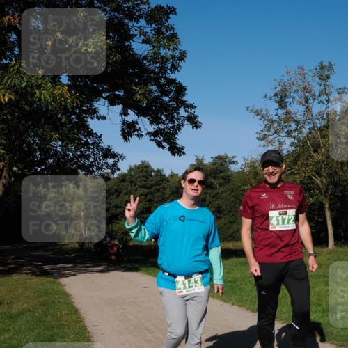 28.09.2025 - 33. Volkslauf durch das schöne Alstertal Fabian Wolf http://msf.ph/oto/8982308 28.09.2025 10:43:22 Laufen 4143, 10, 4172 meine-sportfotos.de
