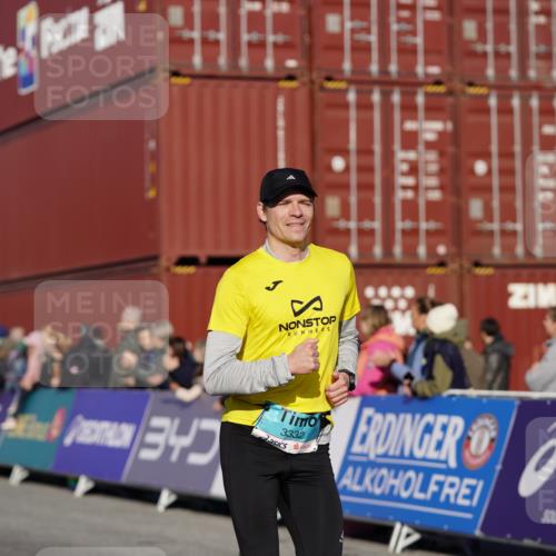 03.10.2025 - Köhlbrandbrückenlauf Michael Burmester http://msf.ph/oto/8994205 03.10.2025 09:55:58 Ziel 1020, 1036, 1095, 1224, 3143, 3181, 3249, 3332 meine-sportfotos.de