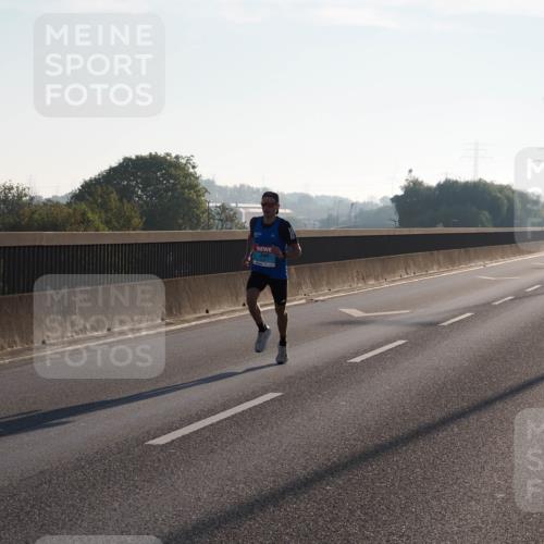 03.10.2025 - Köhlbrandbrückenlauf Fabian Wolf http://msf.ph/oto/8995245 03.10.2025 09:10:42 Position 3  meine-sportfotos.de
