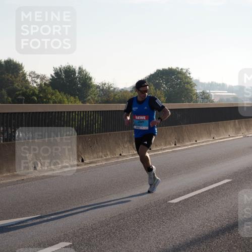 03.10.2025 - Köhlbrandbrückenlauf Fabian Wolf http://msf.ph/oto/8995271 03.10.2025 09:10:43 Position 3 3247 meine-sportfotos.de