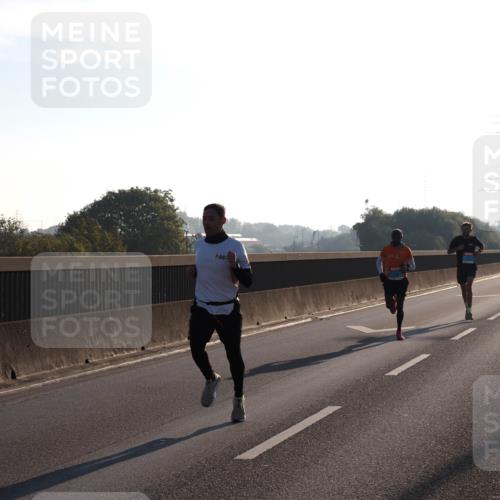03.10.2025 - Köhlbrandbrückenlauf Fabian Wolf http://msf.ph/oto/8995447 03.10.2025 09:11:09 Position 3  meine-sportfotos.de