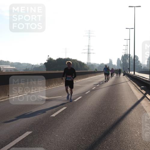 03.10.2025 - Köhlbrandbrückenlauf Fabian Wolf http://msf.ph/oto/8995607 03.10.2025 09:11:48 Position 3  meine-sportfotos.de