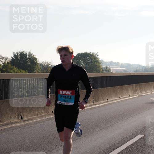 03.10.2025 - Köhlbrandbrückenlauf Fabian Wolf http://msf.ph/oto/8995672 03.10.2025 09:11:51 Position 3 3127 meine-sportfotos.de