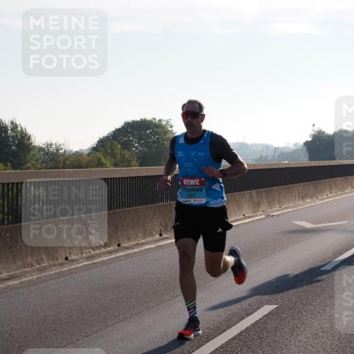03.10.2025 - Köhlbrandbrückenlauf Fabian Wolf http://msf.ph/oto/8995722 03.10.2025 09:11:57 Position 3 7, 1041 meine-sportfotos.de