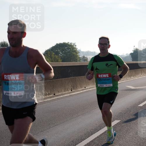 03.10.2025 - Köhlbrandbrückenlauf Fabian Wolf http://msf.ph/oto/8995885 03.10.2025 09:12:09 Position 3 1022, 2702 meine-sportfotos.de
