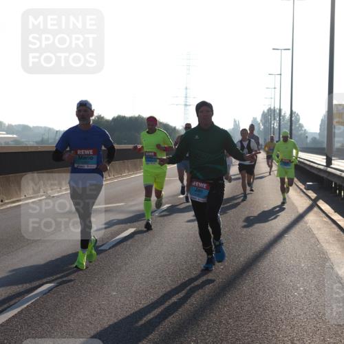 03.10.2025 - Köhlbrandbrückenlauf Fabian Wolf http://msf.ph/oto/8996011 03.10.2025 09:12:19 Position 3 1057, 1187 meine-sportfotos.de