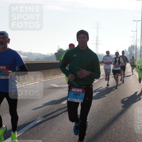 03.10.2025 - Köhlbrandbrückenlauf Fabian Wolf http://msf.ph/oto/8996038 03.10.2025 09:12:20 Position 3 1057, 1187 meine-sportfotos.de