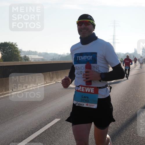 03.10.2025 - Köhlbrandbrückenlauf Fabian Wolf http://msf.ph/oto/8996207 03.10.2025 09:12:36 Position 3 3740 meine-sportfotos.de