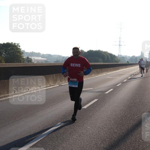 03.10.2025 - Köhlbrandbrückenlauf Fabian Wolf http://msf.ph/oto/8996235 03.10.2025 09:12:40 Position 3 3401 meine-sportfotos.de