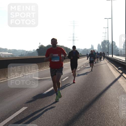 03.10.2025 - Köhlbrandbrückenlauf Fabian Wolf http://msf.ph/oto/8996309 03.10.2025 09:12:50 Position 3 2402 meine-sportfotos.de