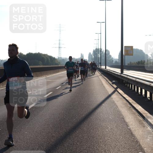 03.10.2025 - Köhlbrandbrückenlauf Fabian Wolf http://msf.ph/oto/8996361 03.10.2025 09:12:55 Position 3 3350 meine-sportfotos.de