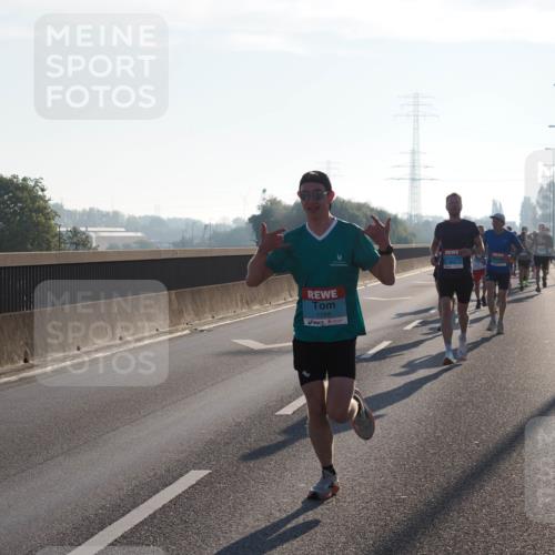 03.10.2025 - Köhlbrandbrückenlauf Fabian Wolf http://msf.ph/oto/8996386 03.10.2025 09:12:58 Position 3 1268 meine-sportfotos.de
