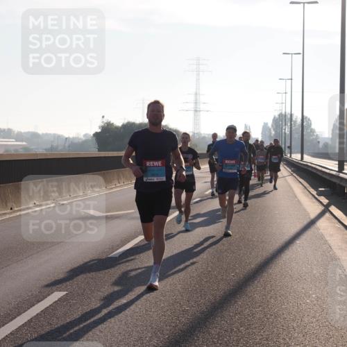 03.10.2025 - Köhlbrandbrückenlauf Fabian Wolf http://msf.ph/oto/8996413 03.10.2025 09:13:00 Position 3 3809 meine-sportfotos.de