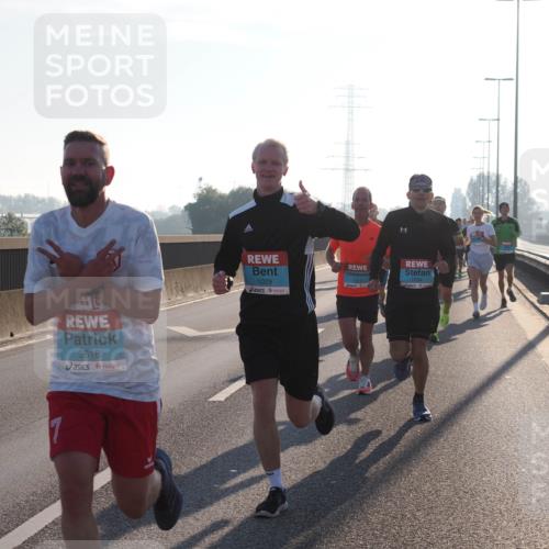 03.10.2025 - Köhlbrandbrückenlauf Fabian Wolf http://msf.ph/oto/8996522 03.10.2025 09:13:05 Position 3 3618, 1029, 1012, 1034 meine-sportfotos.de