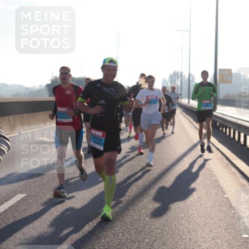 03.10.2025 - Köhlbrandbrückenlauf Fabian Wolf http://msf.ph/oto/8996587 03.10.2025 09:13:08 Position 3  meine-sportfotos.de