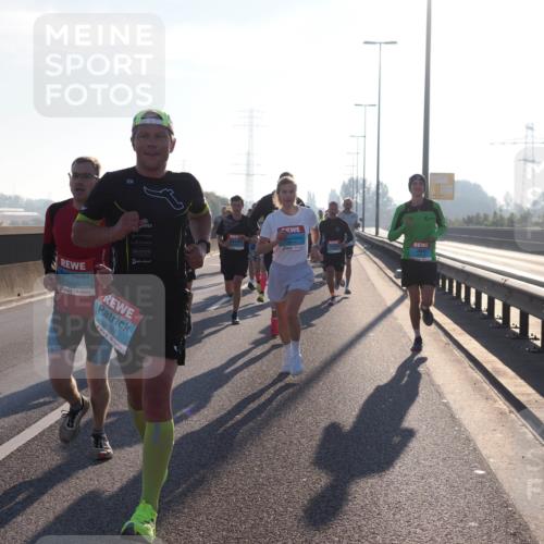 03.10.2025 - Köhlbrandbrückenlauf Fabian Wolf http://msf.ph/oto/8996602 03.10.2025 09:13:09 Position 3 3490, 3609 meine-sportfotos.de