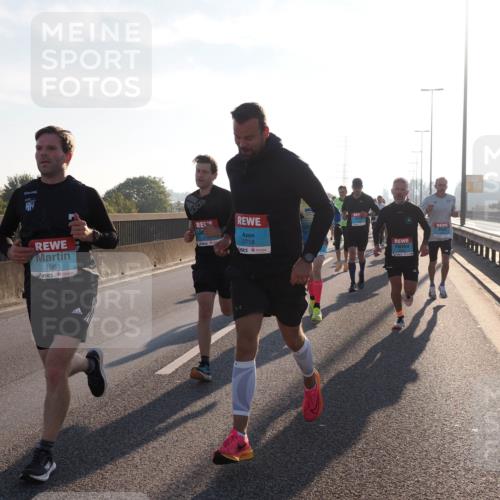 03.10.2025 - Köhlbrandbrückenlauf Fabian Wolf http://msf.ph/oto/8996641 03.10.2025 09:13:11 Position 3 1061, 3718 meine-sportfotos.de