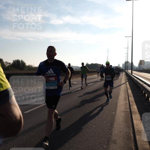 03.10.2025 - Köhlbrandbrückenlauf Fabian Wolf http://msf.ph/oto/8996769 03.10.2025 09:13:27 Position 3 1028 meine-sportfotos.de