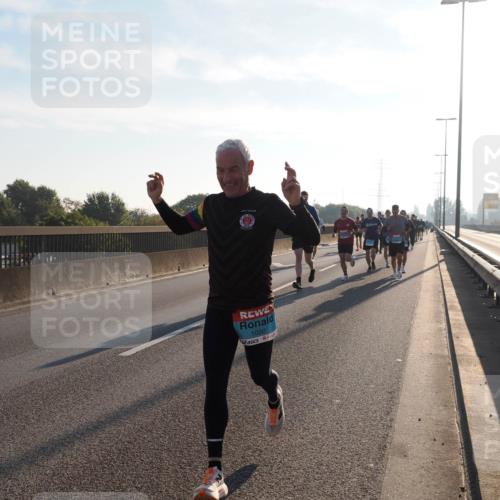03.10.2025 - Köhlbrandbrückenlauf Fabian Wolf http://msf.ph/oto/8996807 03.10.2025 09:13:31 Position 3 1020 meine-sportfotos.de