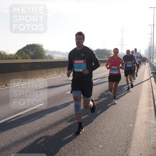 03.10.2025 - Köhlbrandbrückenlauf Fabian Wolf http://msf.ph/oto/8996899 03.10.2025 09:13:41 Position 3 3763 meine-sportfotos.de