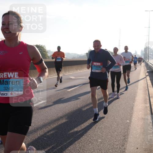 03.10.2025 - Köhlbrandbrückenlauf Fabian Wolf http://msf.ph/oto/8996919 03.10.2025 09:13:43 Position 3 3223, 3249, 1265 meine-sportfotos.de