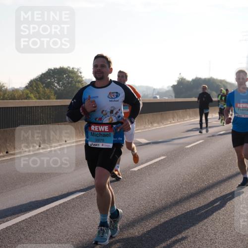03.10.2025 - Köhlbrandbrückenlauf Fabian Wolf http://msf.ph/oto/8996972 03.10.2025 09:13:50 Position 3 2879, 1030 meine-sportfotos.de