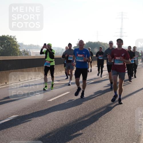 03.10.2025 - Köhlbrandbrückenlauf Fabian Wolf http://msf.ph/oto/8997007 03.10.2025 09:13:54 Position 3 095, 3079, 1035 meine-sportfotos.de