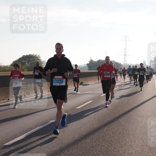 03.10.2025 - Köhlbrandbrückenlauf Fabian Wolf http://msf.ph/oto/8997120 03.10.2025 09:14:12 Position 3 1067 meine-sportfotos.de