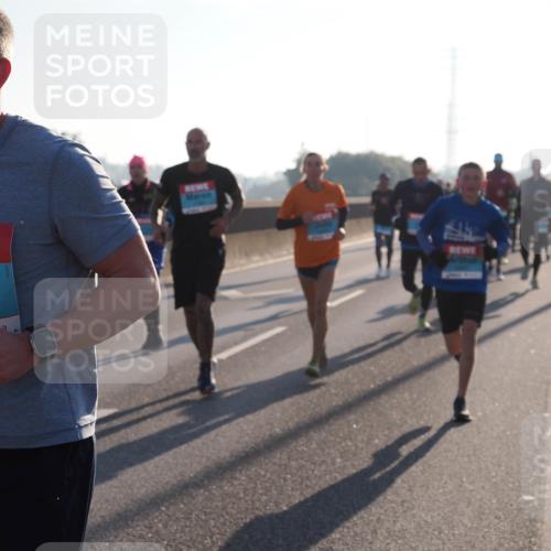 03.10.2025 - Köhlbrandbrückenlauf Fabian Wolf http://msf.ph/oto/8997370 03.10.2025 09:14:46 Position 3 3404 meine-sportfotos.de