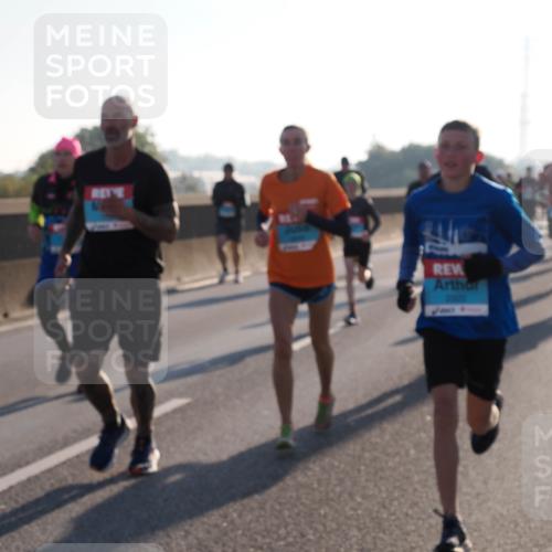 03.10.2025 - Köhlbrandbrückenlauf Fabian Wolf http://msf.ph/oto/8997384 03.10.2025 09:14:47 Position 3 2920 meine-sportfotos.de