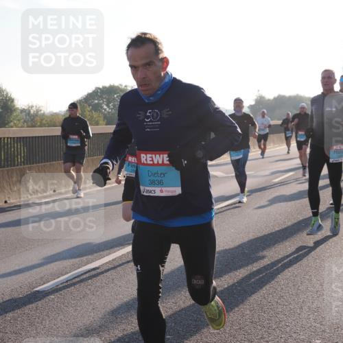 03.10.2025 - Köhlbrandbrückenlauf Fabian Wolf http://msf.ph/oto/8997407 03.10.2025 09:14:49 Position 3 50, 3836 meine-sportfotos.de