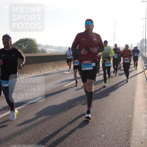 03.10.2025 - Köhlbrandbrückenlauf Fabian Wolf http://msf.ph/oto/8997425 03.10.2025 09:14:51 Position 3 3087, 3118 meine-sportfotos.de