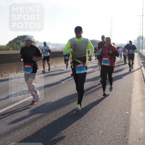 03.10.2025 - Köhlbrandbrückenlauf Fabian Wolf http://msf.ph/oto/8997444 03.10.2025 09:14:53 Position 3 3091, 3514 meine-sportfotos.de