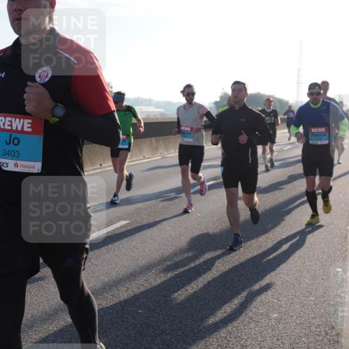 03.10.2025 - Köhlbrandbrückenlauf Fabian Wolf http://msf.ph/oto/8997491 03.10.2025 09:14:55 Position 3 1910, 3403, 1132 meine-sportfotos.de