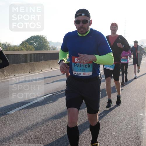 03.10.2025 - Köhlbrandbrückenlauf Fabian Wolf http://msf.ph/oto/8997540 03.10.2025 09:14:57 Position 3 1269, 1132, 1231 meine-sportfotos.de