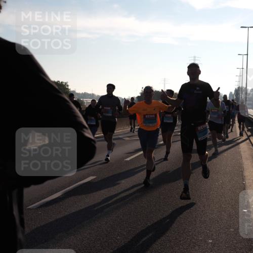 03.10.2025 - Köhlbrandbrückenlauf Fabian Wolf http://msf.ph/oto/8997776 03.10.2025 09:15:18 Position 3 10 meine-sportfotos.de
