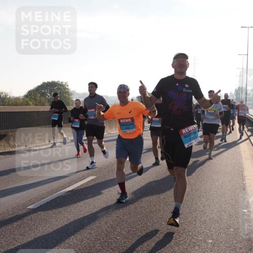 03.10.2025 - Köhlbrandbrückenlauf Fabian Wolf http://msf.ph/oto/8997786 03.10.2025 09:15:18 Position 3 3495, 2962 meine-sportfotos.de