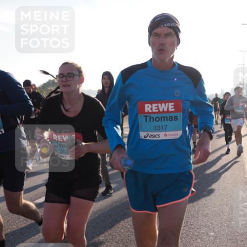 03.10.2025 - Köhlbrandbrückenlauf Fabian Wolf http://msf.ph/oto/8997979 03.10.2025 09:15:25 Position 3 2811, 331, 3317 meine-sportfotos.de