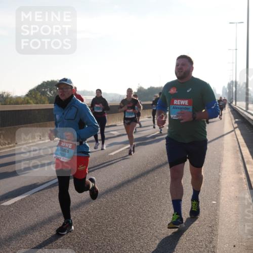 03.10.2025 - Köhlbrandbrückenlauf Fabian Wolf http://msf.ph/oto/8998280 03.10.2025 09:15:44 Position 3 1330 meine-sportfotos.de
