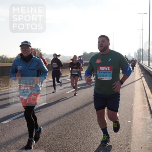 03.10.2025 - Köhlbrandbrückenlauf Fabian Wolf http://msf.ph/oto/8998287 03.10.2025 09:15:44 Position 3 1330, 1213 meine-sportfotos.de