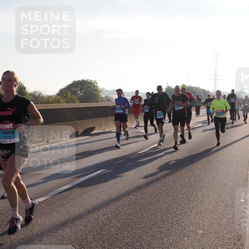 03.10.2025 - Köhlbrandbrückenlauf Fabian Wolf http://msf.ph/oto/8998343 03.10.2025 09:15:46 Position 3 1018 meine-sportfotos.de