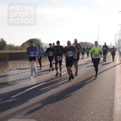 03.10.2025 - Köhlbrandbrückenlauf Fabian Wolf http://msf.ph/oto/8998376 03.10.2025 09:15:47 Position 3  meine-sportfotos.de