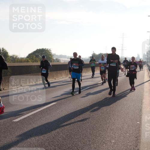 03.10.2025 - Köhlbrandbrückenlauf Fabian Wolf http://msf.ph/oto/8998486 03.10.2025 09:15:51 Position 3 3378 meine-sportfotos.de
