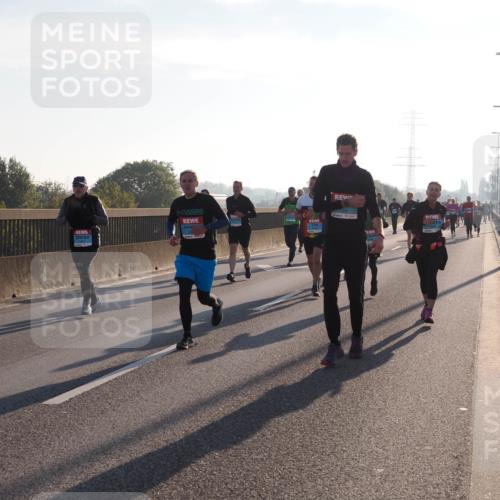 03.10.2025 - Köhlbrandbrückenlauf Fabian Wolf http://msf.ph/oto/8998512 03.10.2025 09:15:51 Position 3 1 meine-sportfotos.de