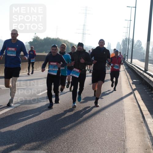 03.10.2025 - Köhlbrandbrückenlauf Fabian Wolf http://msf.ph/oto/8998783 03.10.2025 09:16:11 Position 3 1058, 1218, 3160 meine-sportfotos.de
