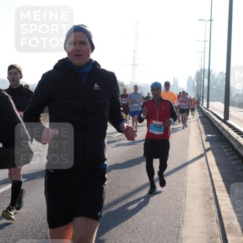 03.10.2025 - Köhlbrandbrückenlauf Fabian Wolf http://msf.ph/oto/8998850 03.10.2025 09:16:14 Position 3 1134 meine-sportfotos.de